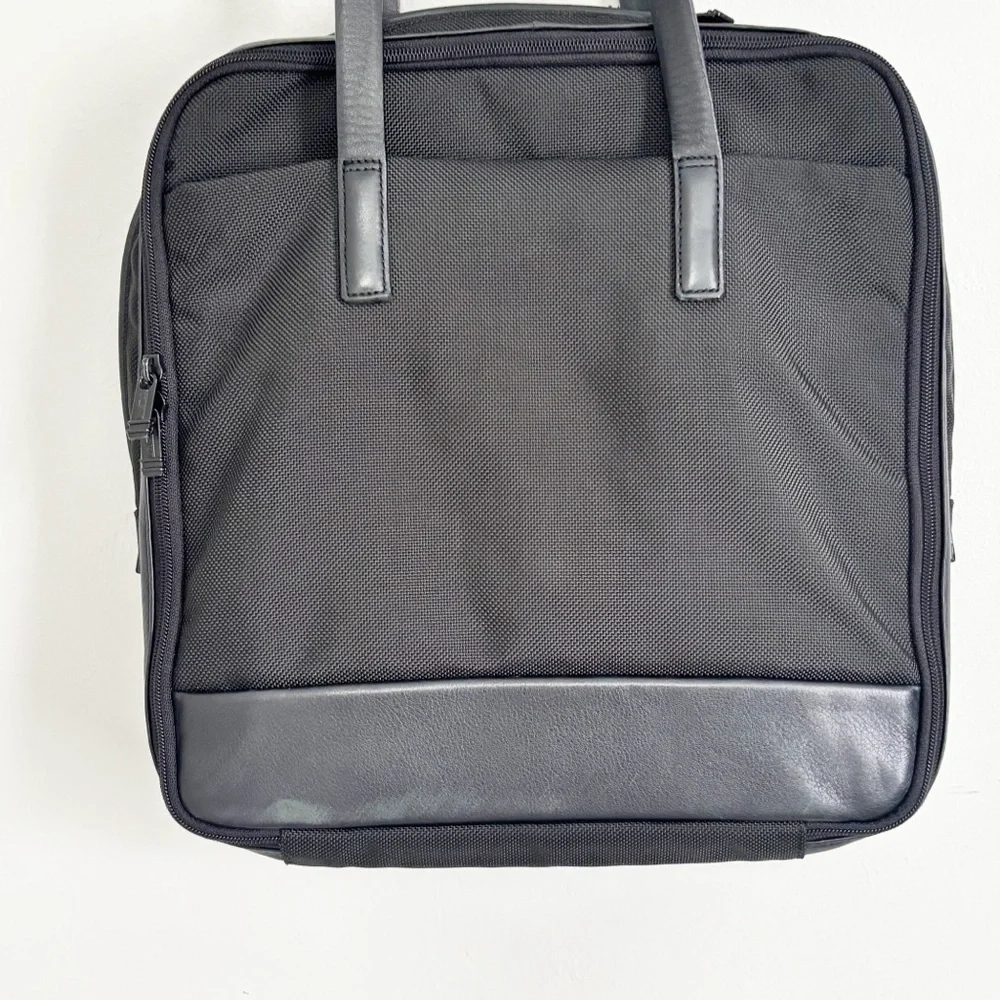 TUMI Laptop Briefcase Art Folio Zip Case Bag in Black BALLISTIC Nylon/Leather